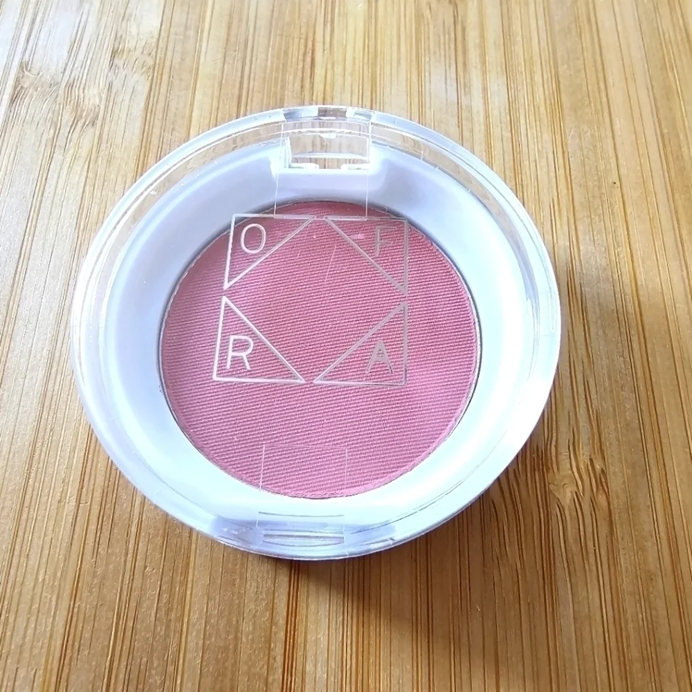 Ofra Blush in Candy Apple, Made in the USA, Size 4g (0.14oz)